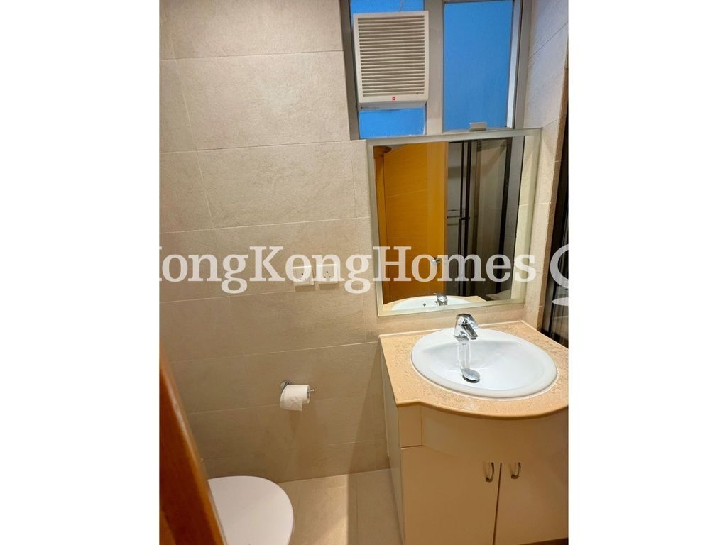 Guest Bathroom — 太古城 - 雅蓮閣，太古城