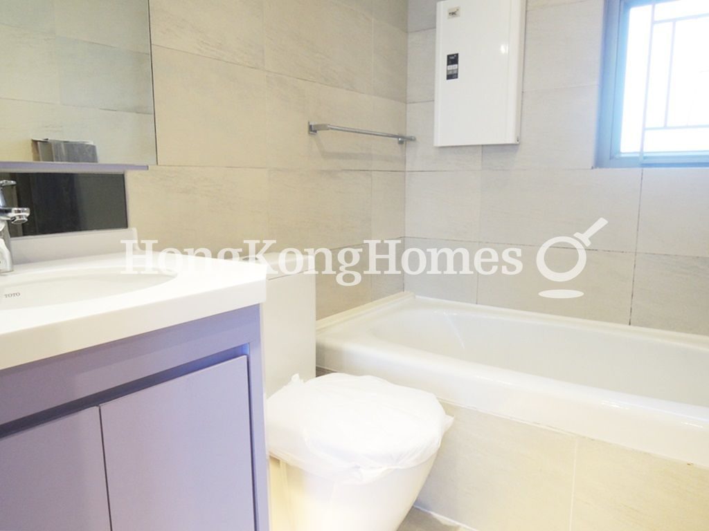 Guest Bathroom — 嘉亨灣 05座，鰂魚涌