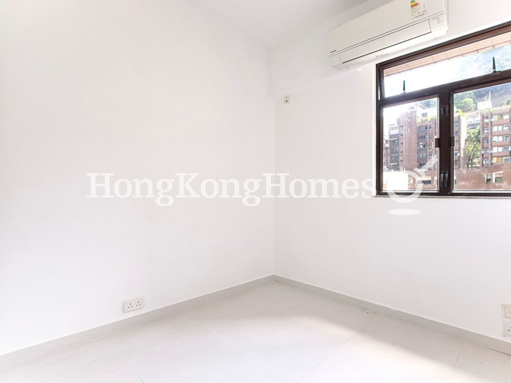 Second Bedroom — 荷塘苑，跑馬地