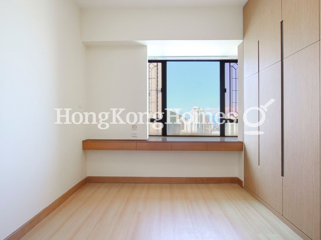 Master Bedroom — Ying Piu Mansion, Mid-levels West