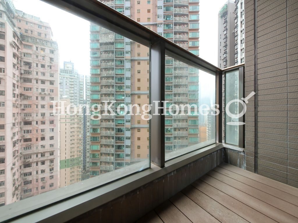 Balcony off Living and Dining Room — 殷然，西半山