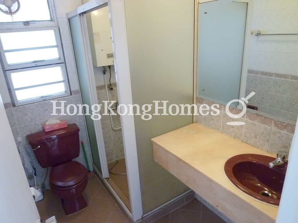 Master Bathroom — 碧瑤灣 - 第22座，薄扶林