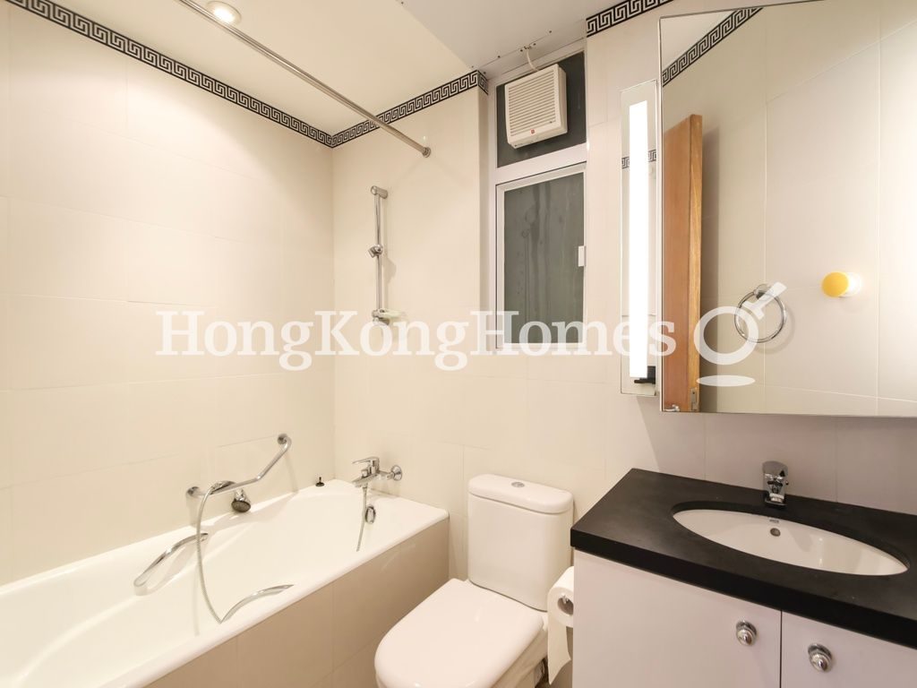 Master Bathroom — 芝蘭台，西半山
