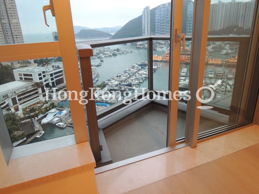 Balcony off Living Area — 深灣9號 - 第9座，黃竹坑
