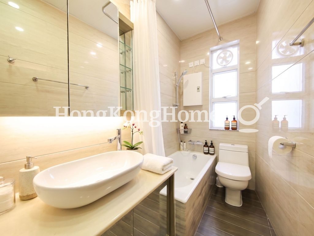 Master Bathroom — 成和坊 1 號，跑馬地