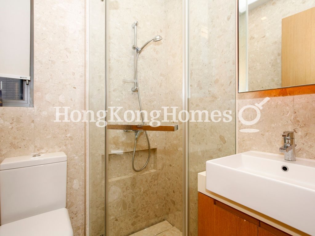 Guest Bathroom — 西浦，上環
